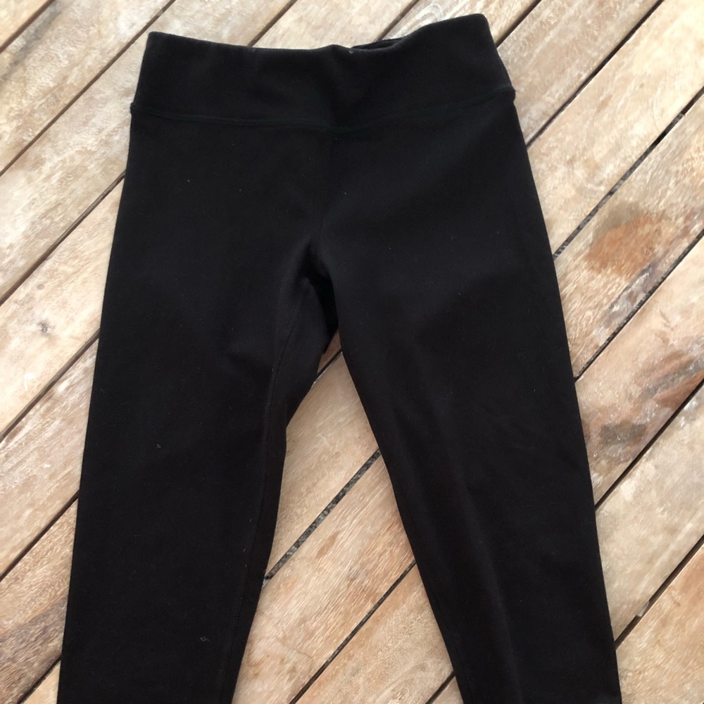 This is a black pair of capris